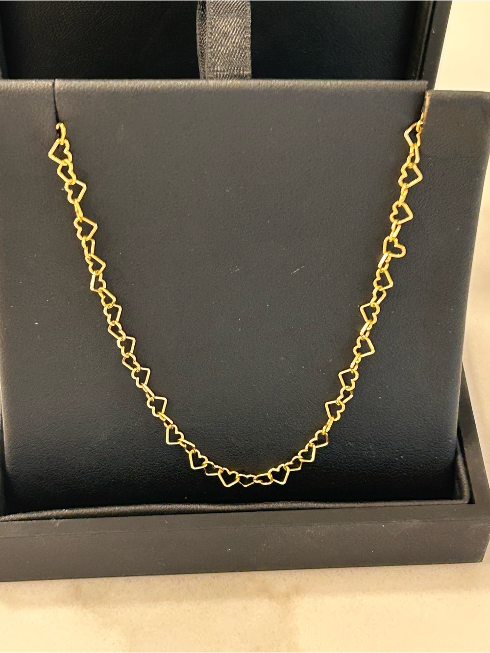 18K Yellow Gold Heart Link Necklace - Women's Jewelry